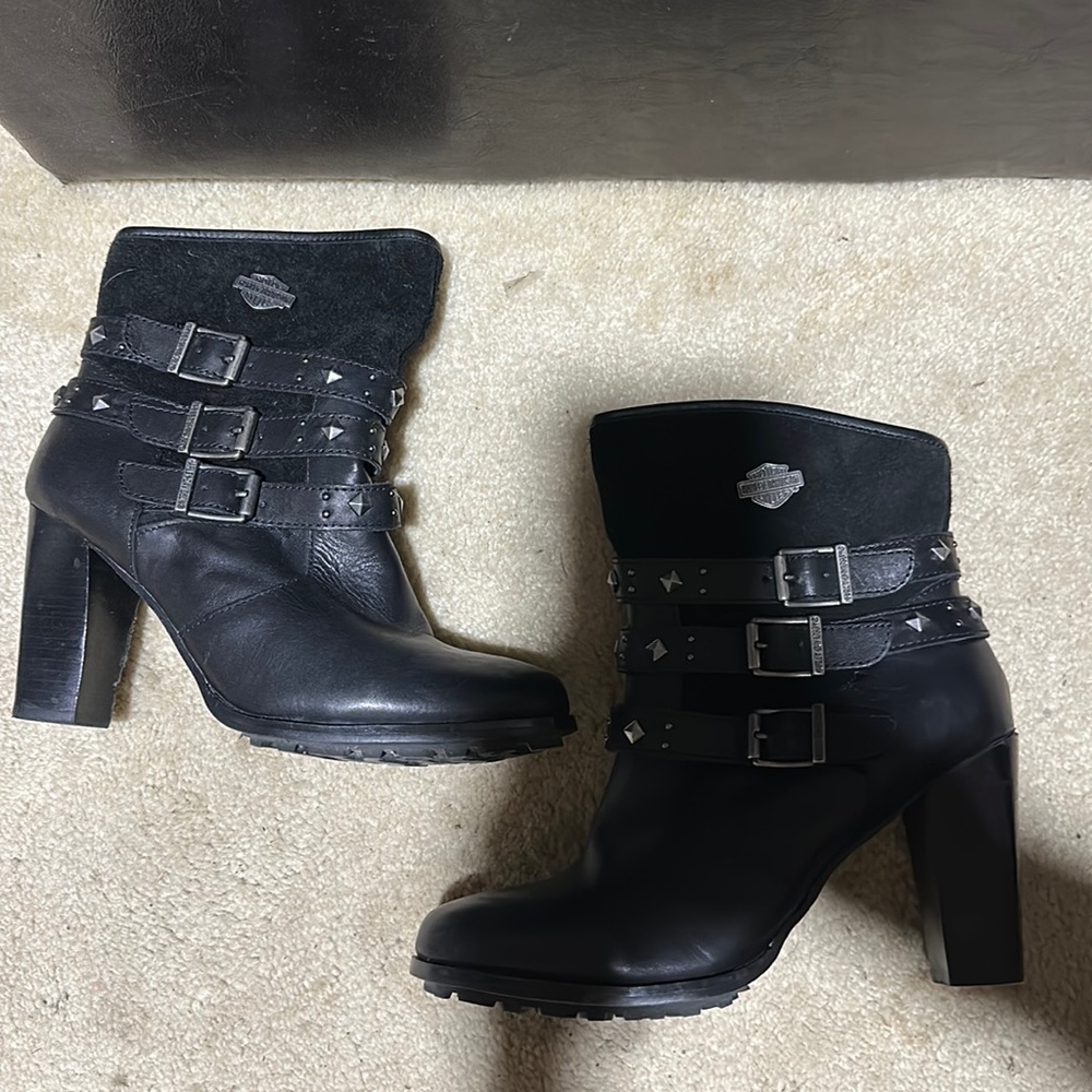 Women’s size 8 Harley Davidson heeled boots